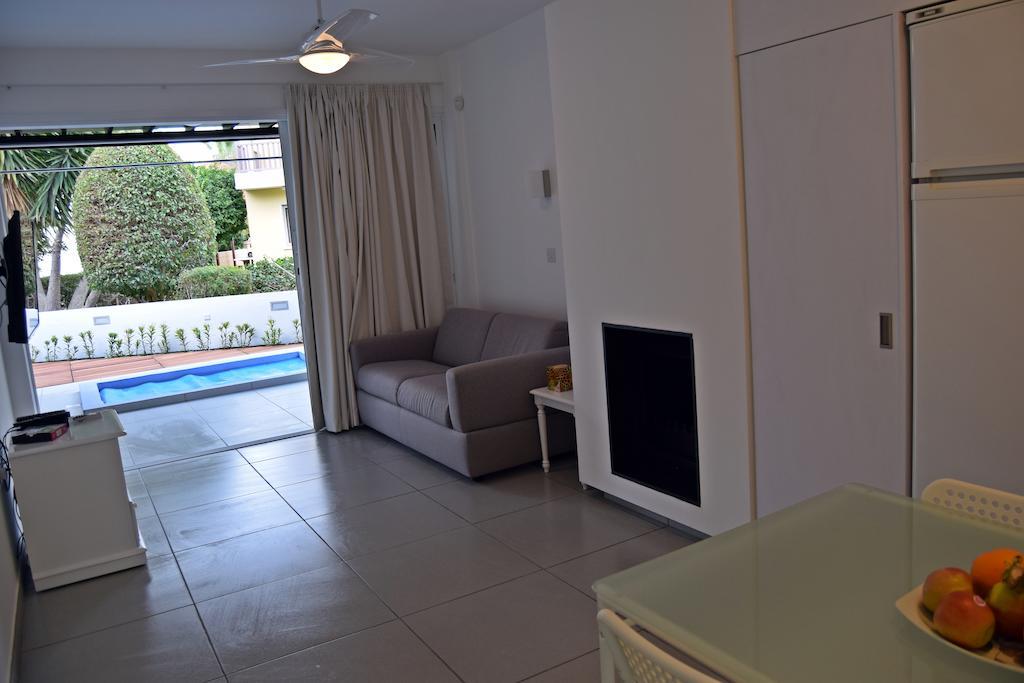 Yialos Holiday Apartments Pervolia Exterior foto